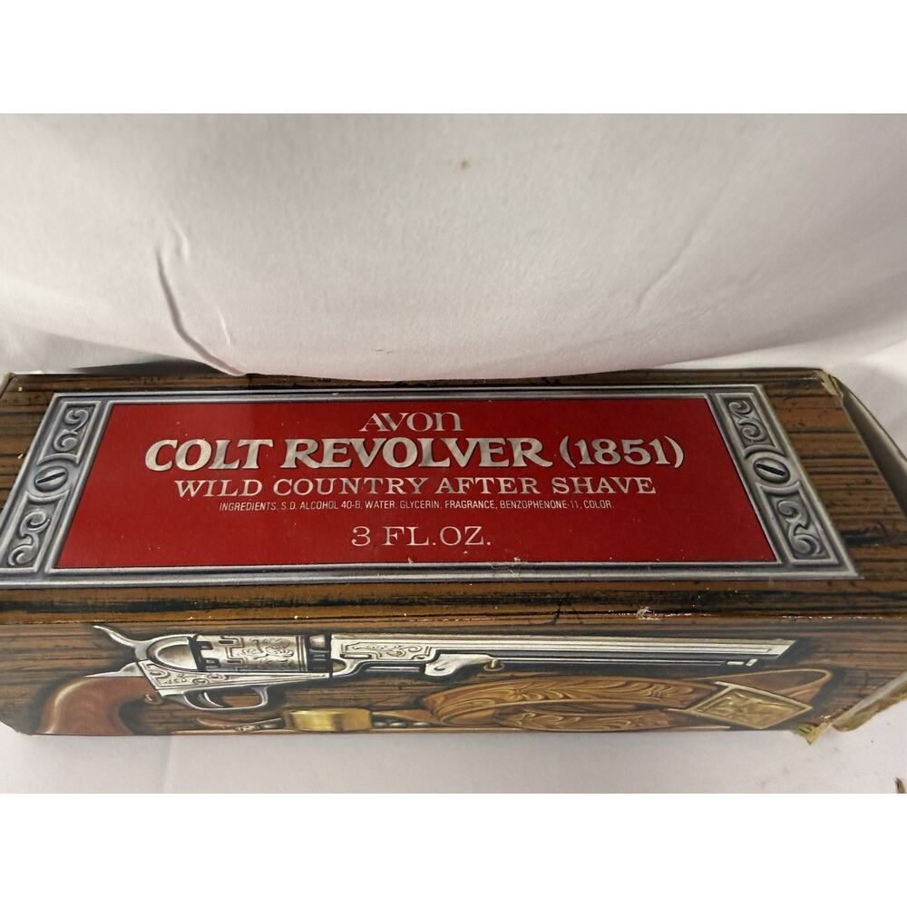 Vintage 1970's FULL Avon Colt Revolver 1851 Wild Country After Shave w/ Box